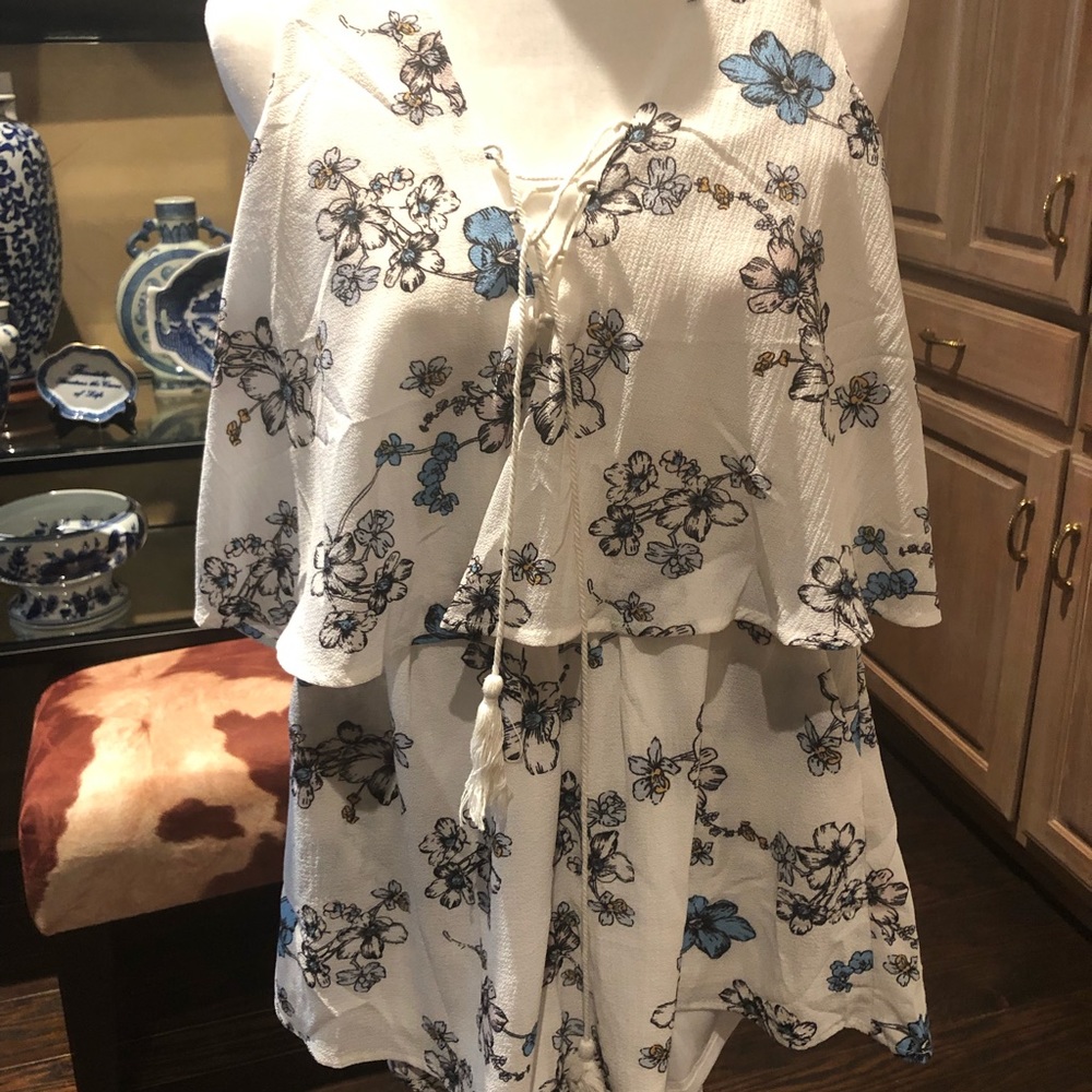 Darling Hommage romper!  Size small. New!